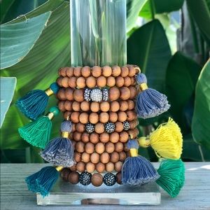 Shop Sandalwood NavyTasselBracelet